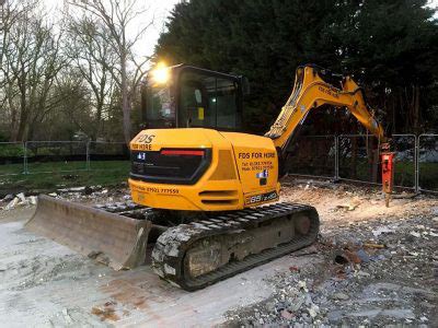 mini digger hire ely|ely tool hire cambridge.